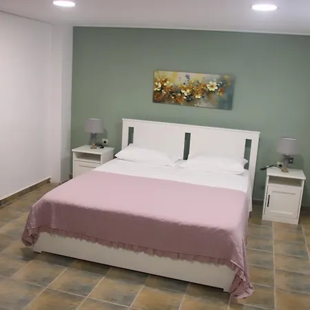 Villa Penelope Late August Escape With Pool In Crete